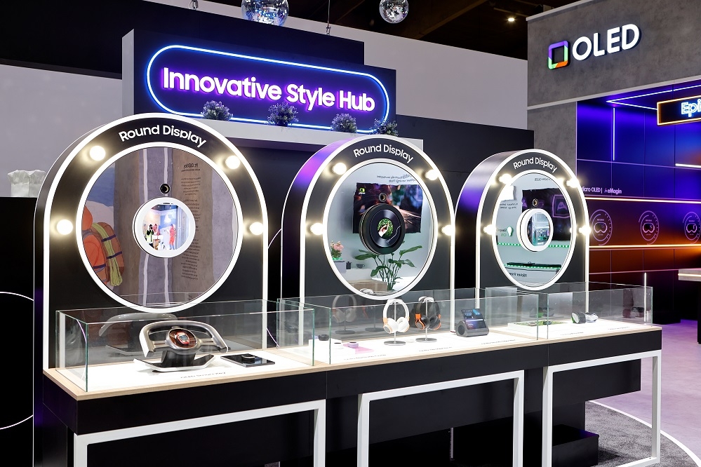 Innovative Style Hub zone at Samsung Display's booth