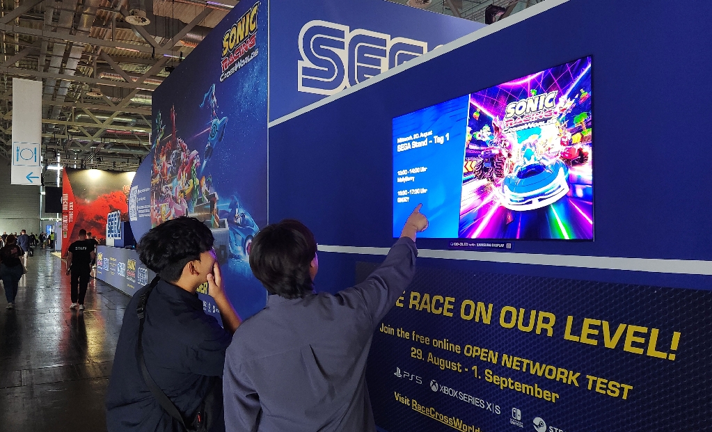 Samsung Display Showcases QD-OLED Experience Zone in Partnership with SEGA at Gamescom 2025