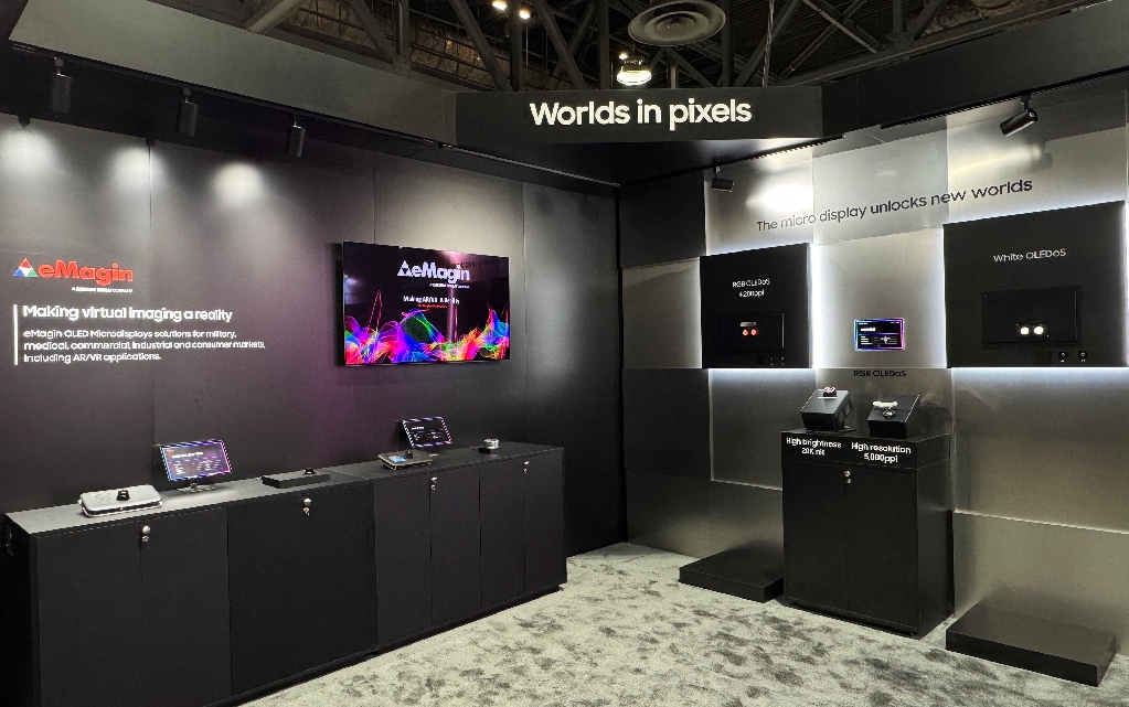 Samsung Display Showcases OLEDoS Leadership at AWE USA 2025