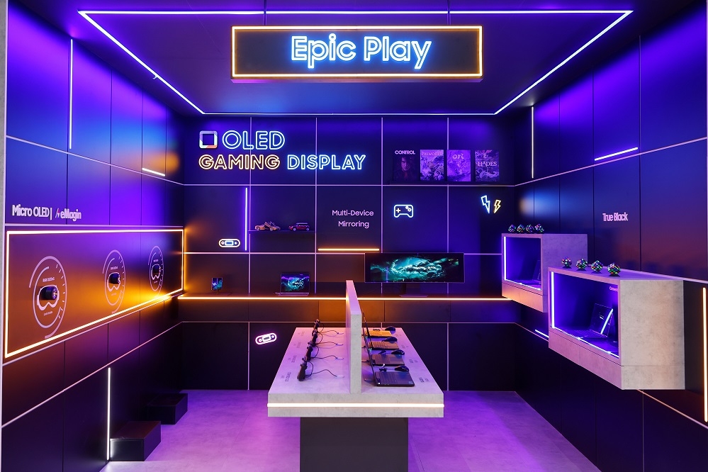 Epic Play zone at Samsung Display booth