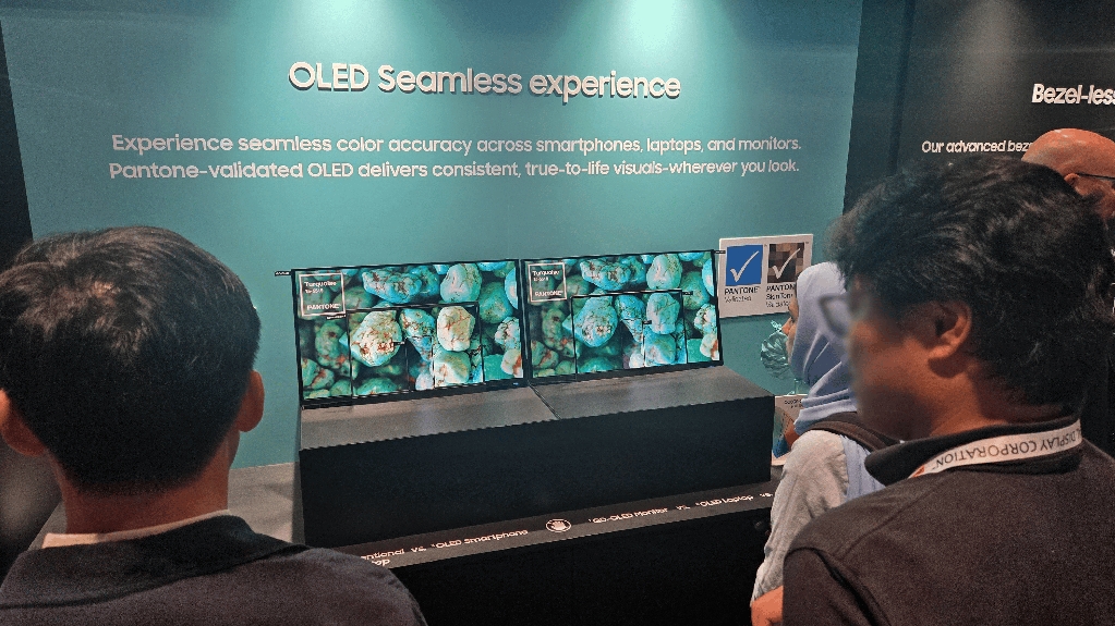 Samsung Display Booth at SID 2025