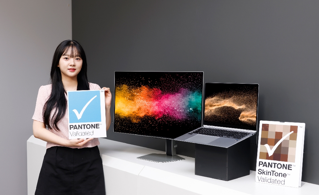 Samsung Display Earns Industry-First Pantone Validation for Monitor and Laptop Panels